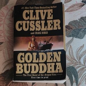 Golden Buddha by Clive Cussler Paperback